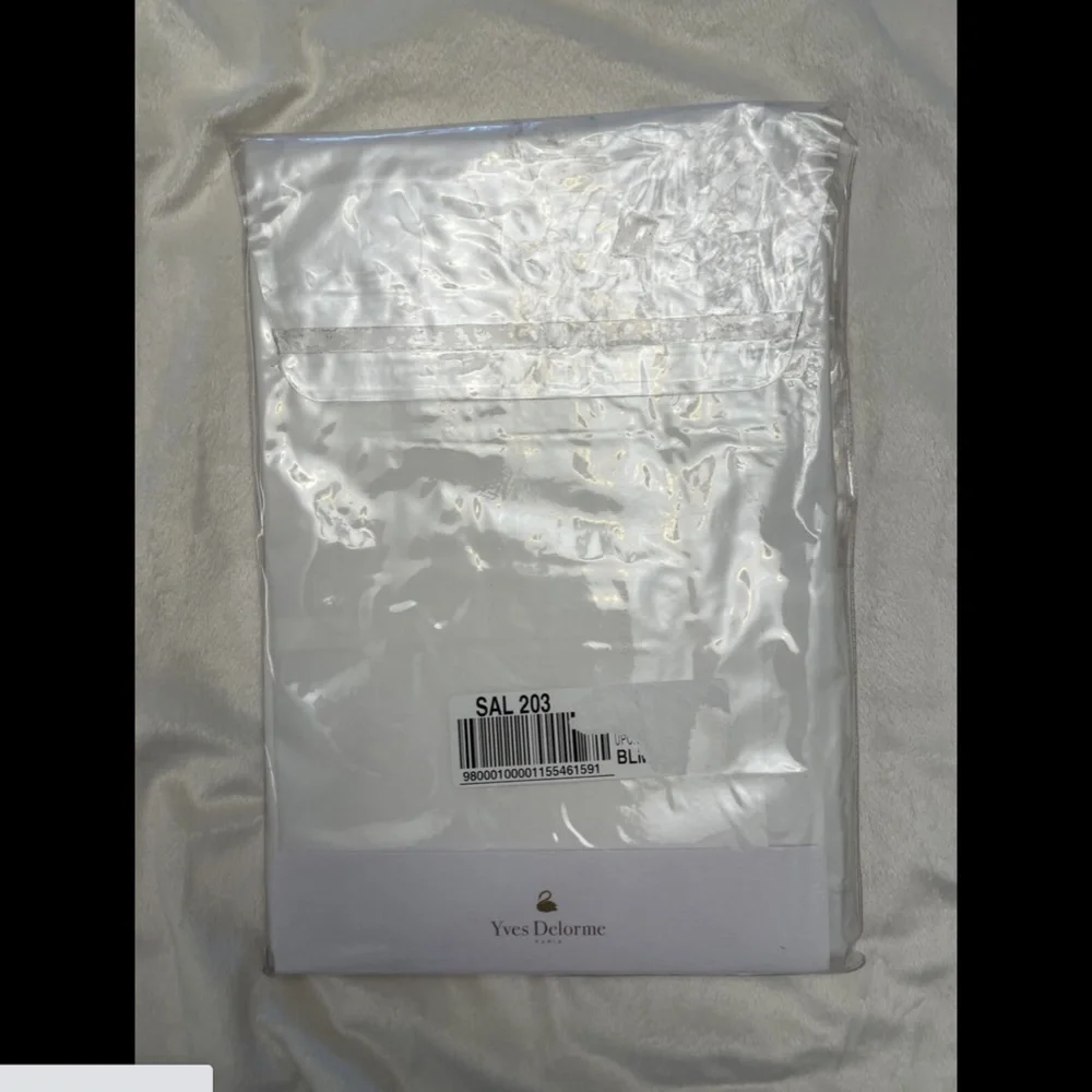 NEW‎ Yves Delorme Stitched (1) Euro Sham Case in White
